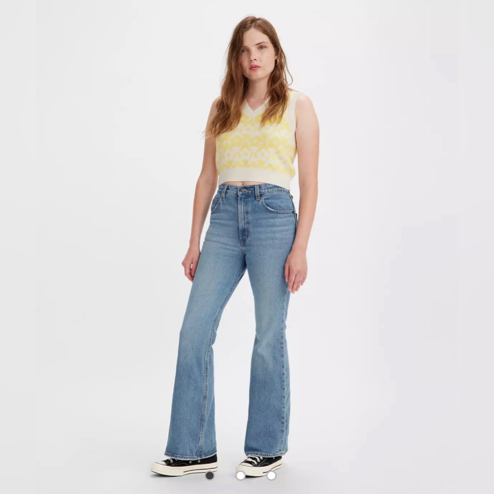 Levi’s 70'S HIGH RISE FLARE WOMEN'S JEANS New 24x32